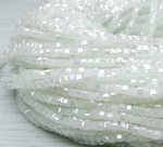 БВМ009ДС3 Хрустальные бусины квадратные, цвет: белый AB матовый, 3 мм, кол-во: 63-65 шт.