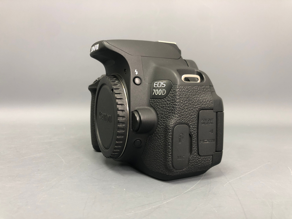 Canon 700D 23.000 кадров
