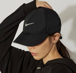 Кепка Nike WMNS Dri-FIT Aerobill Featherlight (Reflective)