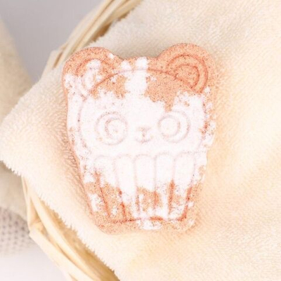 Детская бомбочка для ванны «Няшка-Бурляшка» с ароматом ванили - 110 гр. (Цвет: не задано)