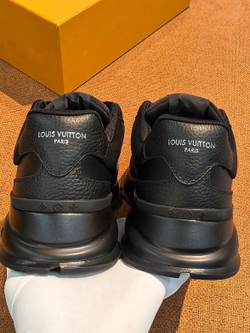 Кроссовки Louis Vuitton Classic