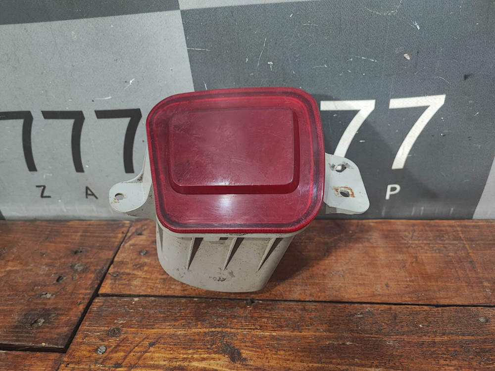 Фонарь заднего бампера левый Chevrolet Tahoe 4 14-20 Б/У Оригинал 22788792