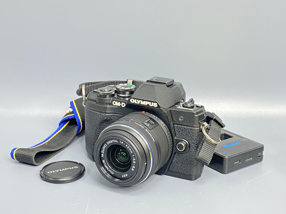 Olympus OM-D E-M10 Mark III 9500 кадров