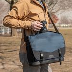 Tenba DNA Messenger 16 Slim Blue