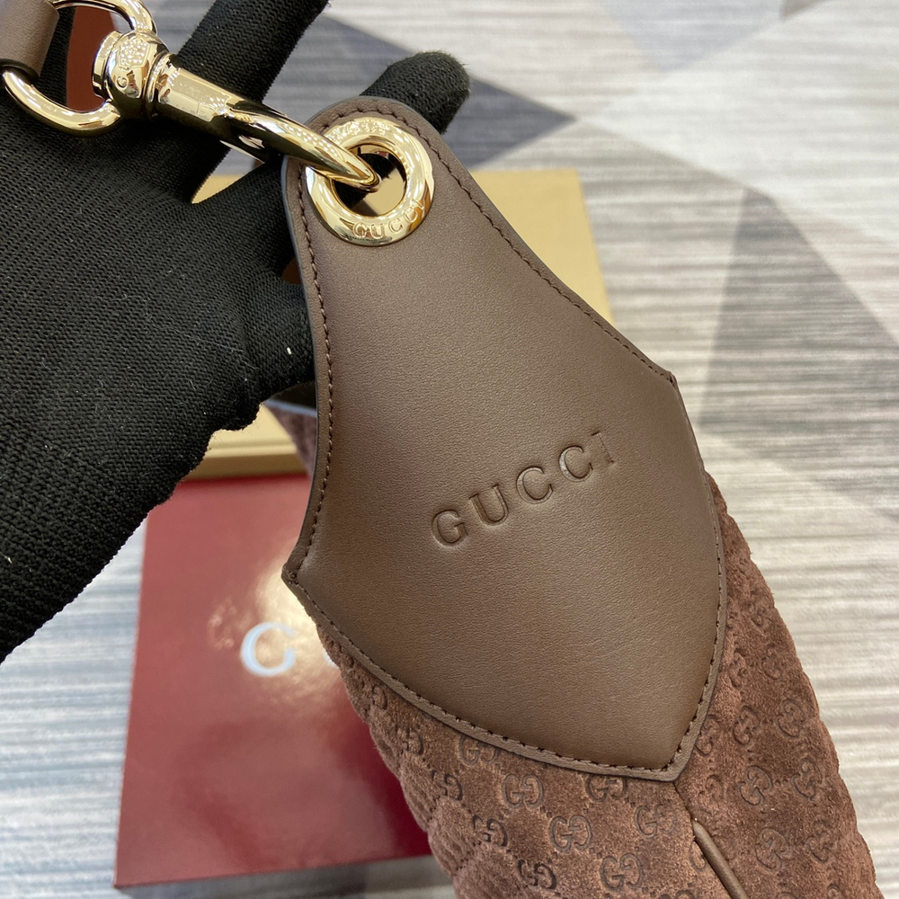 Gucci B Medium Shoulder Bag 49 cm