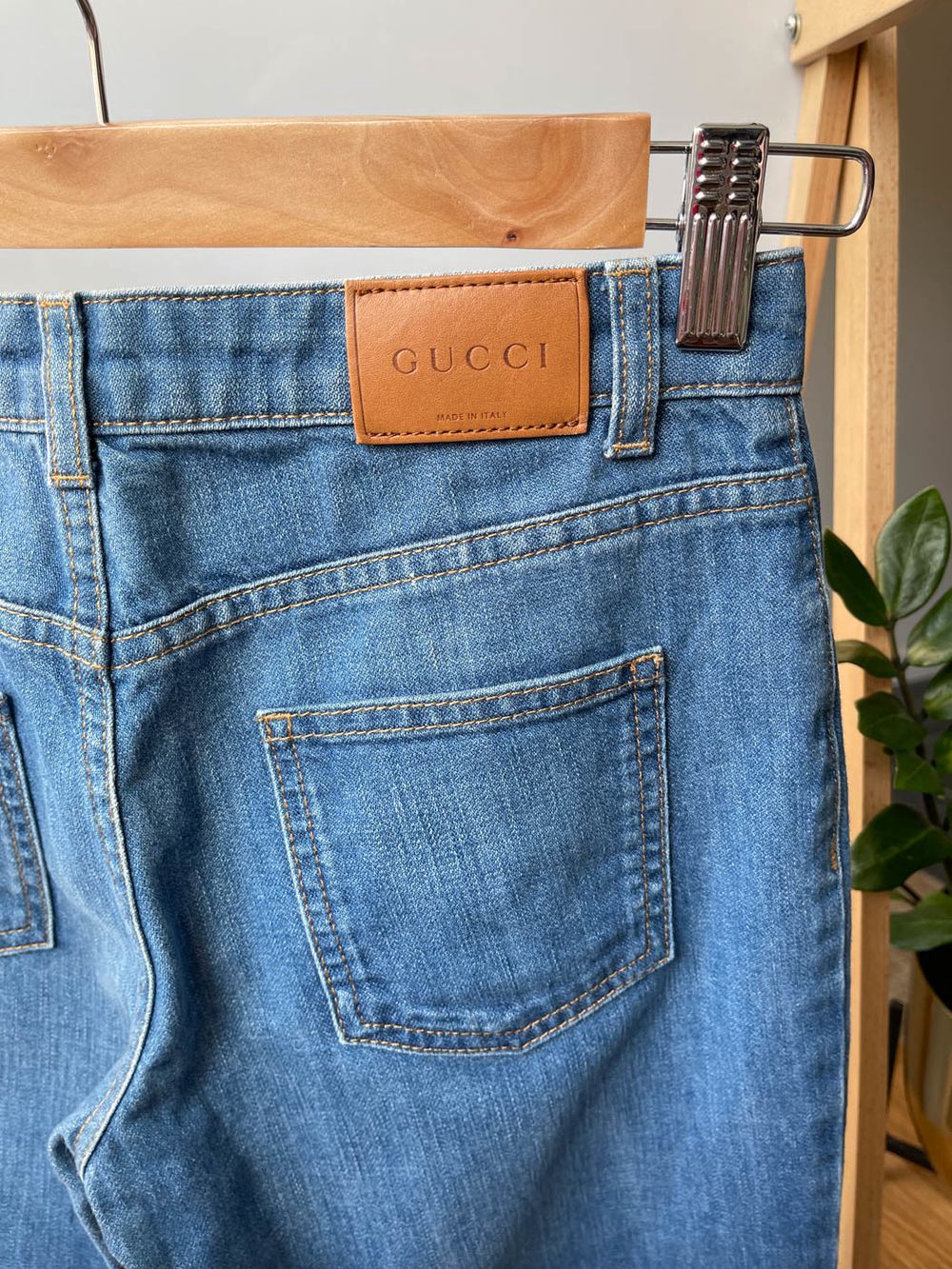 Джинсы Gucci, 152