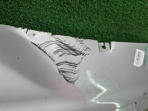 Накладка переднего бампера Hongqi E-HS9 (2020-нв)