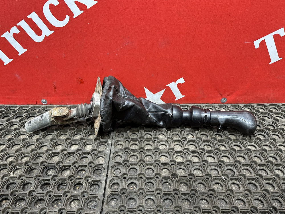 Кулиса КПП в сборе с ручкой 2018г