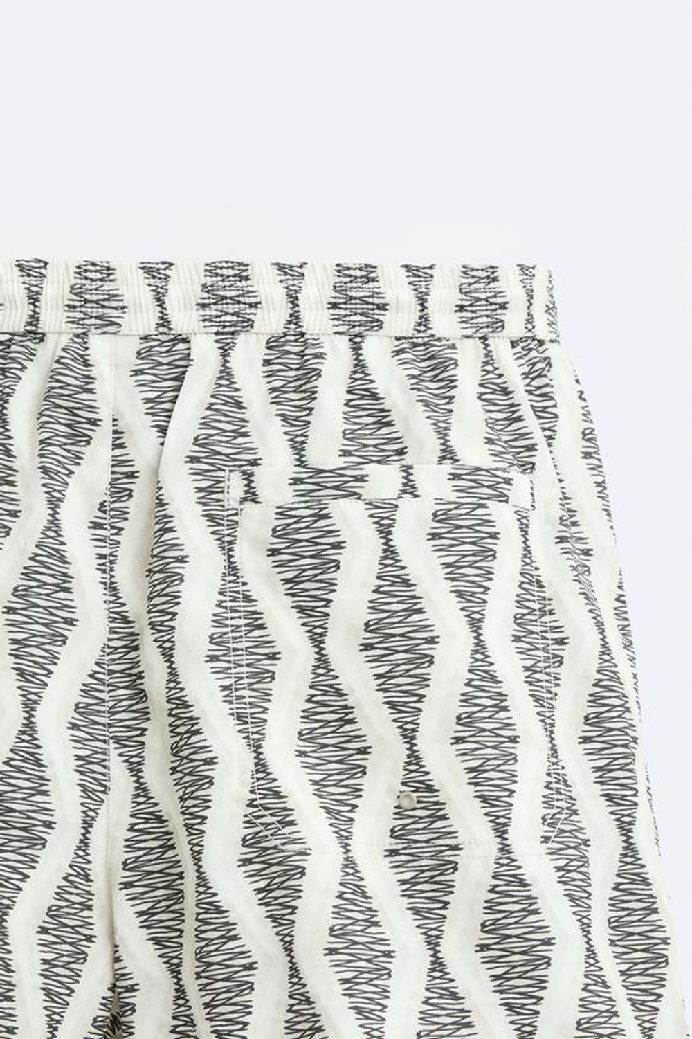 ZARA ДЛИННЫЕ ПЛАВКИ С ГЕОМЕТРИЧЕСКИМ ПРИНТОМ, ЧЕРНЫЙ