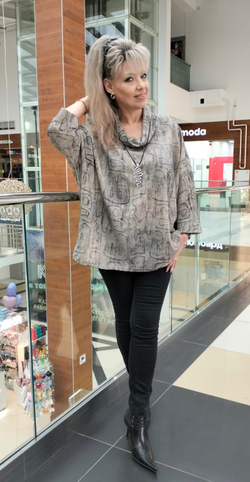 Блузон-туника с хомутом