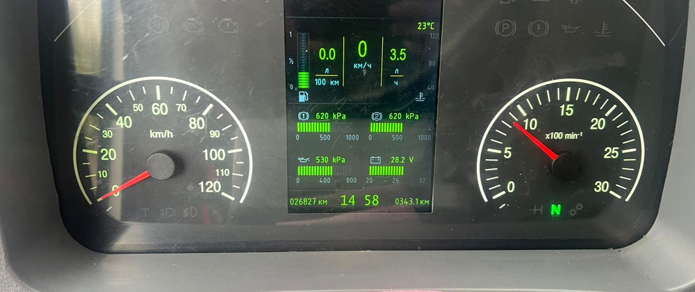 МАЗ 5440 4x2 Седельный тягач 5440С5-8580-031 (Дизельный, 6,7 л, 328 л.с., МТ)