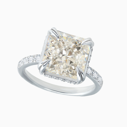 Серебряное кольцо с фабулитом (Fancy Light Yellow) огранки принцесса