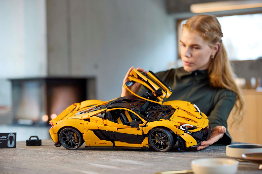 Конструктор Лего Техник Макларен P1 42172 | LEGO Technic McLaren P1 | масштабная модель гиперкара 1:8 3893 детали 18+