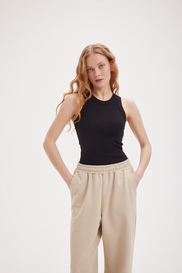 Топ халтер в рубчик 