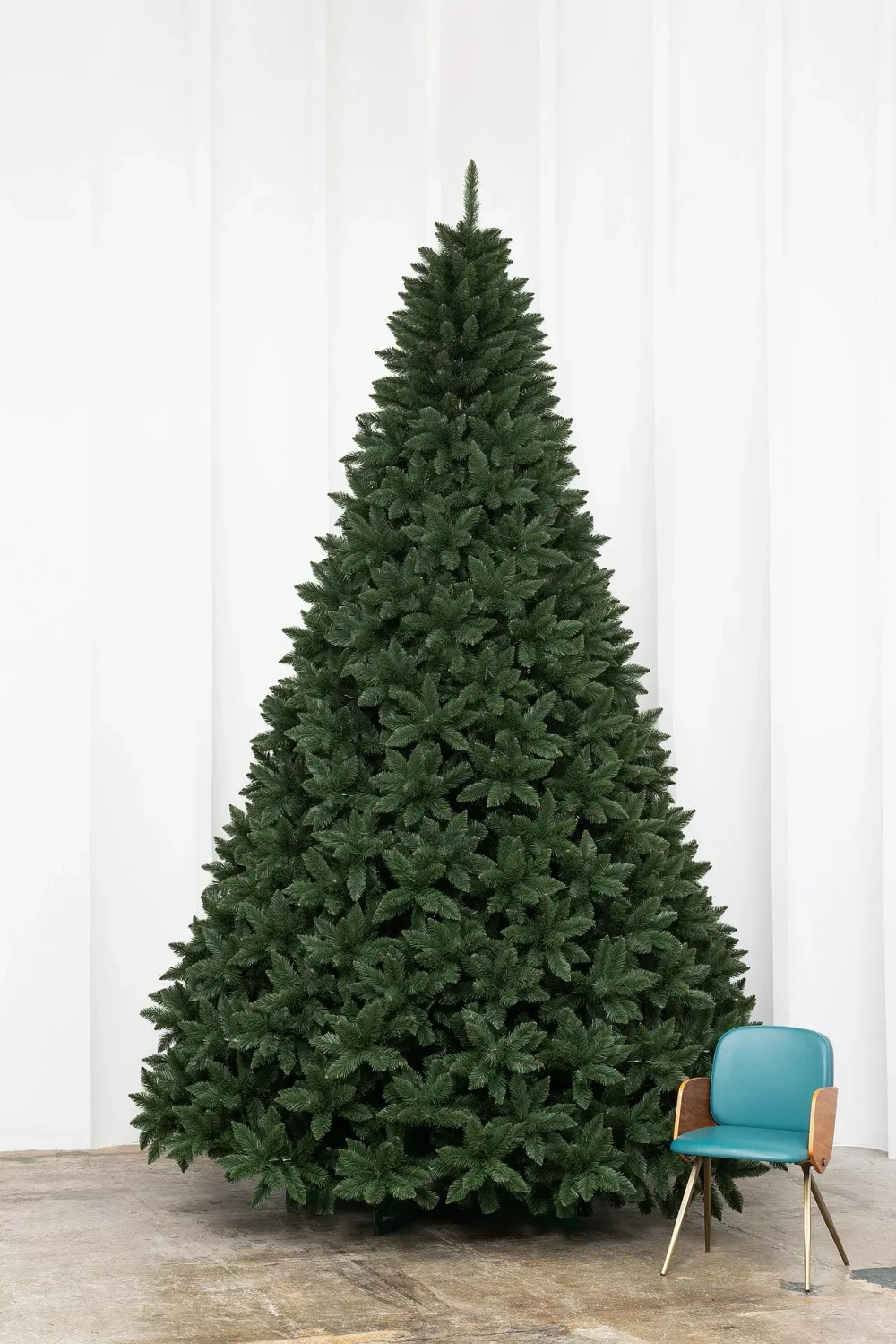 Искусственная ель Императорская 4 м., мягкая хвоя ПВХ, ЕлкиТорг (196400)