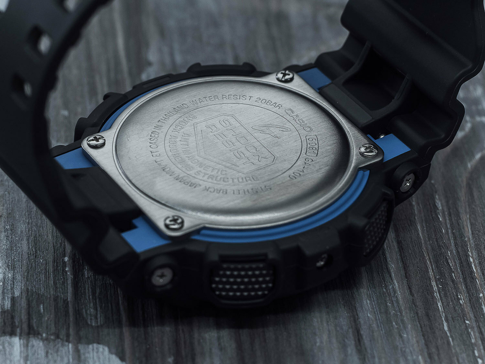 Японские наручные часы Casio G-SHOCK GA-100-1A2 с хронографом