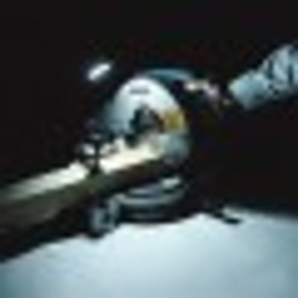 Пила торцовочная сетевая MAKITA LS 1040 FN LS1040FN