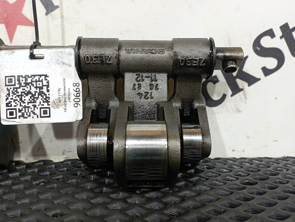 Вал рокеров в сборе 2017г