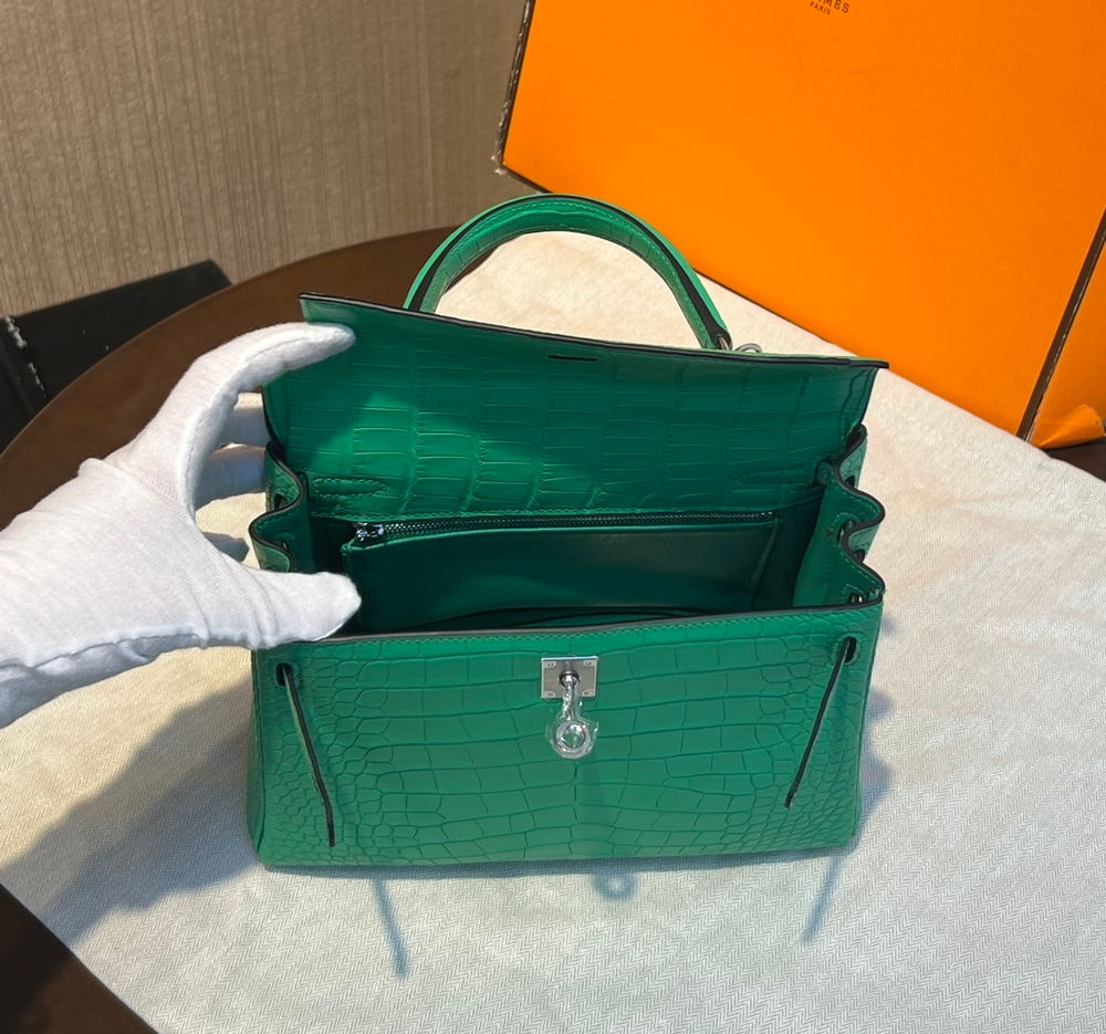 Hermes Kelly 25