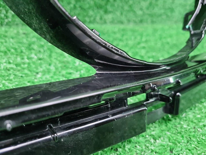 Решетка радиатора Mercedes E C238 (2020-2023)