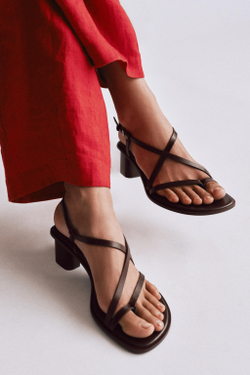 ZARA КОЖАНЫЕ БОСОНОЖКИ НА ШИРОКОМ КАБЛУКЕ, КОРИЧНЕВЫЙ