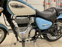 Royal Enfield 350 Meteor (Aurora Blue)