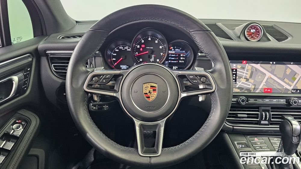 Porsche Macan 2.0 (12.2019)