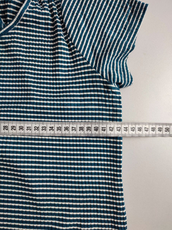 Футболка Clockhouse из вискозы интересная 44 размер