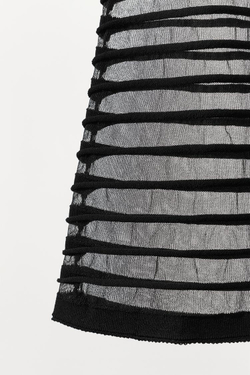 ZARA КОМБИНИРОВАННЫЙ ТРИКОТАЖНЫЙ ТОП С ГОРЛОВИНОЙ ХАЛТЕР, ЧЕРНЫЙ