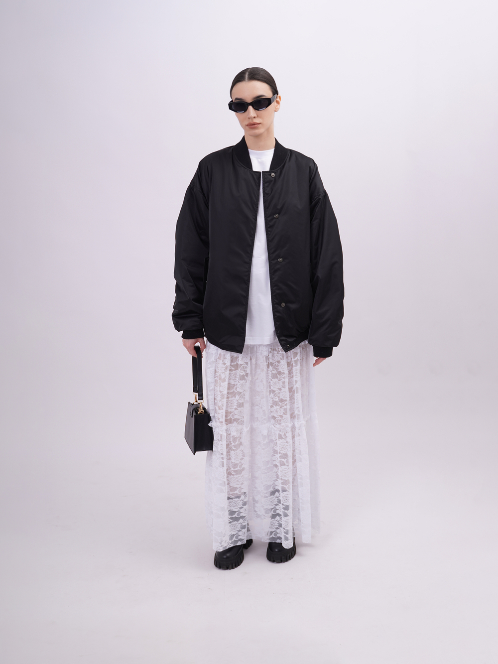 Провокационный бомбер oversize MAGGIE с розой, elegant black