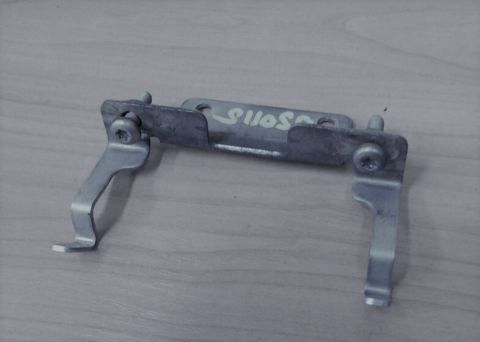 Держатель замка капота МАН 81611405030 б.у.