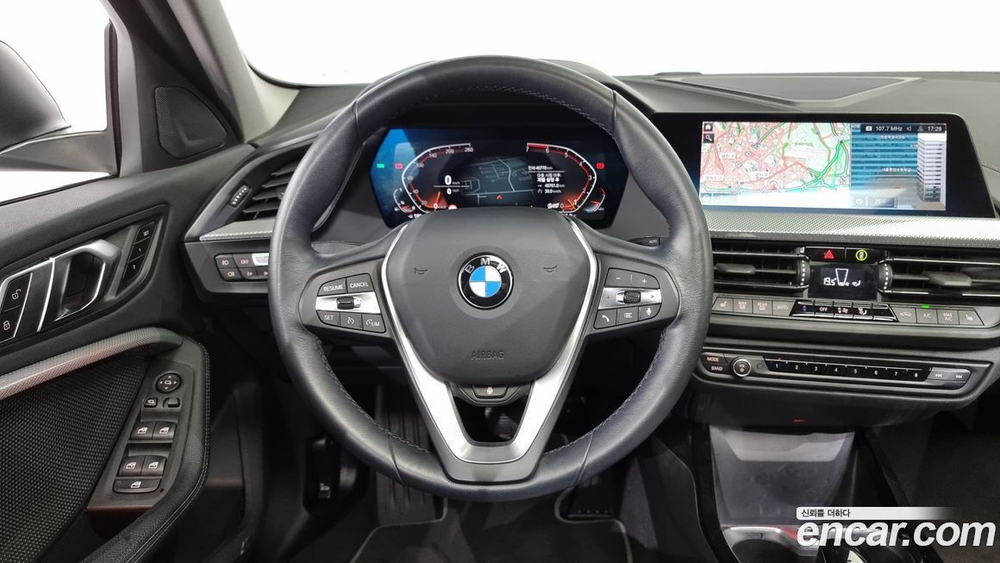 BMW 1 Series (F40) 120i Sports (02.2022)