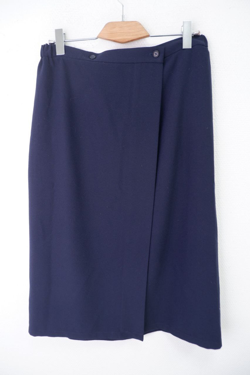 Юбка однотонная 50 размер