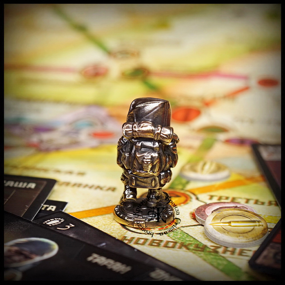 Коллекционная фигурка "Сталкер" , бронза