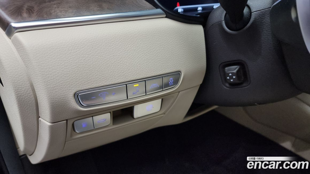 Kia The K9 (Quoris/K900) 3.8 GDI AWD (04.2020)