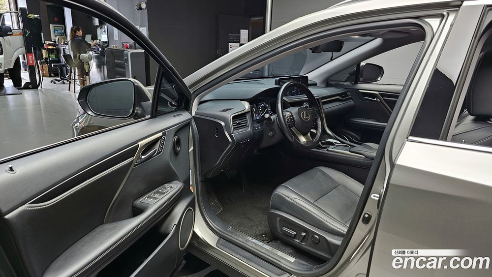 Lexus RX450hL 4 Generation Luxury Plus (05.2021)