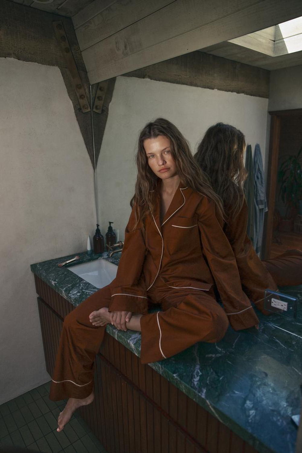 ZARA РУБАШКА В ПИЖАМНОМ СТИЛЕ ИЗ ПОПЛИНА С КОНТРАСТНОЙ ОТДЕЛКОЙ, КОРИЧНЕВЫЙ