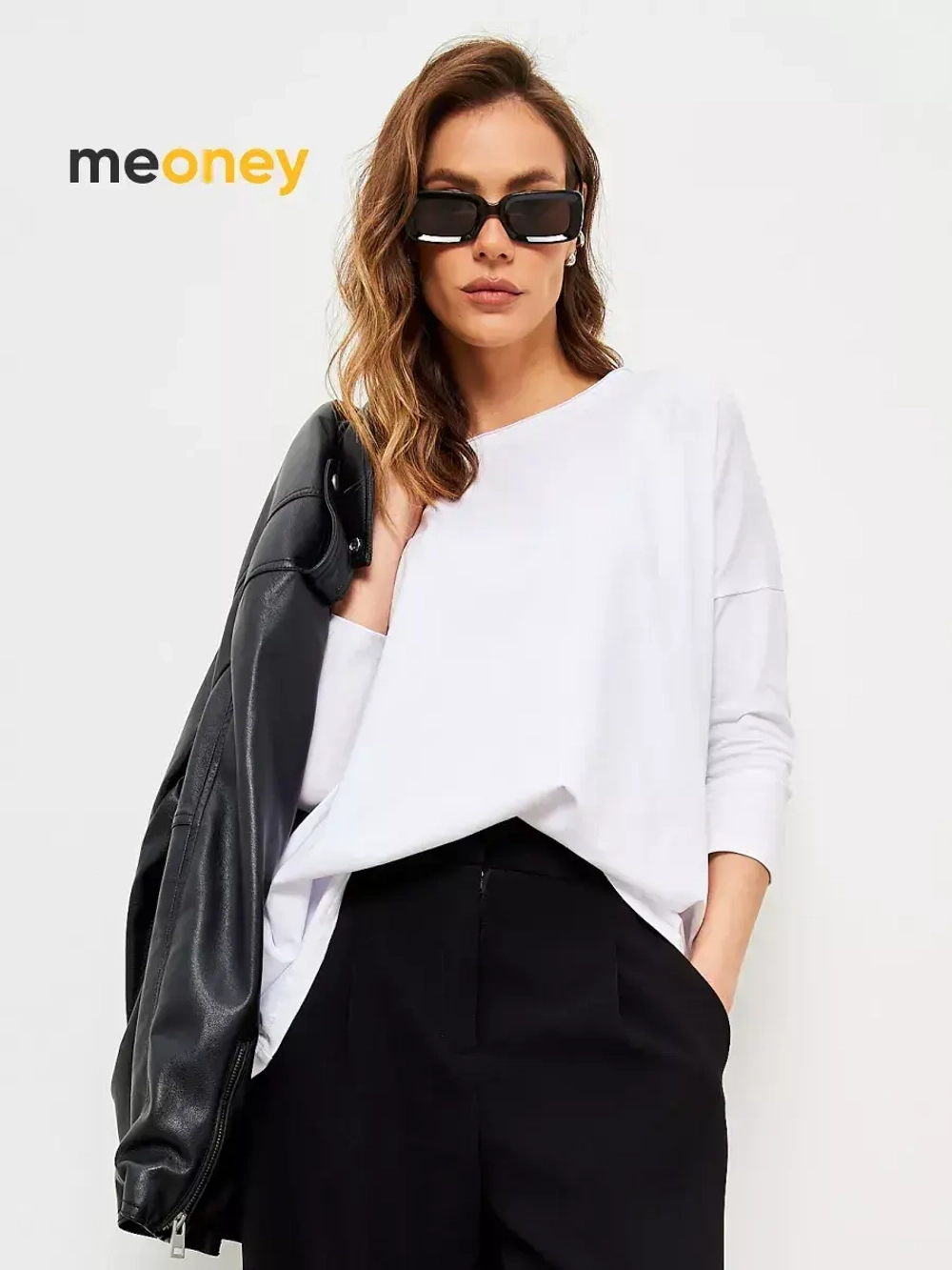 Лонгслив оверсайз с рукавом 3/4