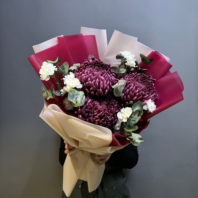 Букет "Артемида" хризантема бигуди