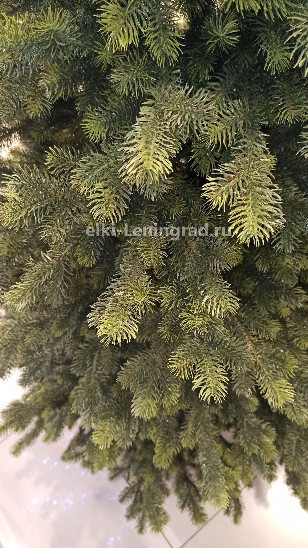 Искусственная ель «Леано» (Литая хвоя) 180 см / 1.8 м