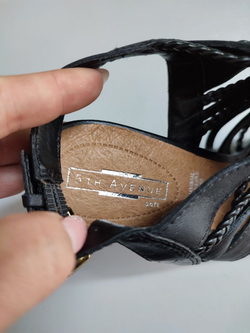 Босоножки 5th Avenue кожаные стильные 37 размер