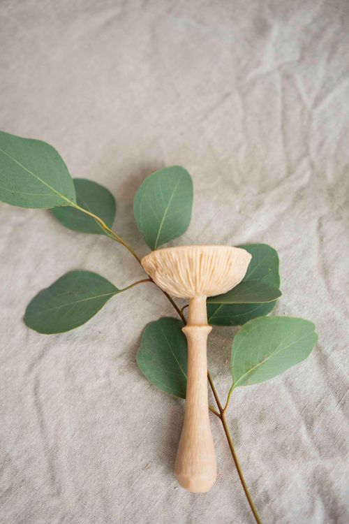 Свеча Unification Love Мухомор Перезрелый Охра (Дымчатый уд)