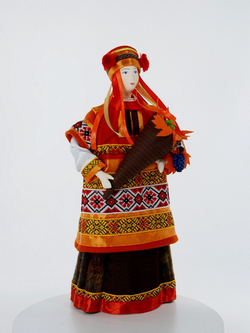 Кукла коллекционная в русском костюме Осень