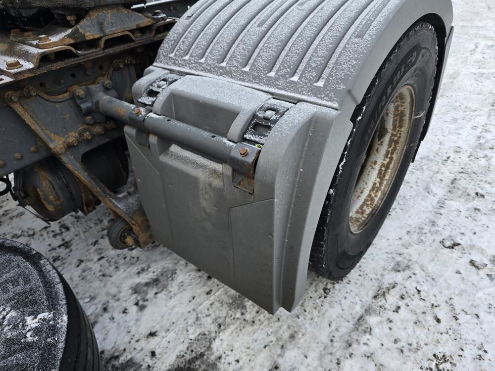 Крыло заднее передняя часть левое