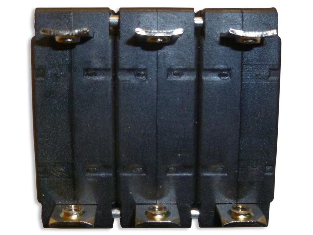 Выключатель автоматический (тройной) 10А SDG6500/On/off switch