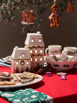 Домик с подсветкой Olgod из коллекции New Year Essential, 16 см