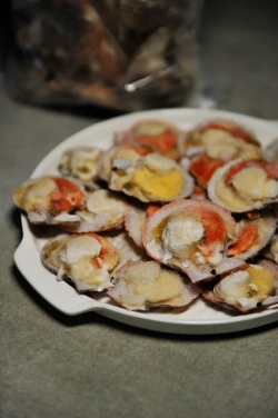 Гребешок на раковине с икрой (малый), 1кг