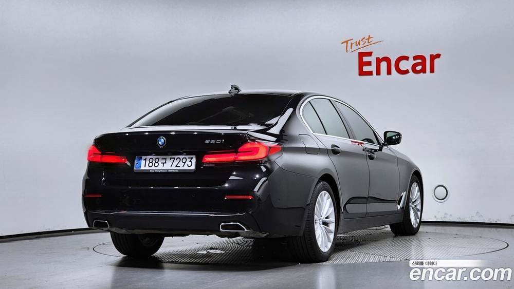 BMW 5 Series (G30) 520i Luxury (07.2023)