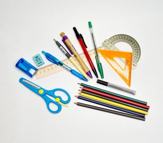 Школьный пенал с 2 отделениями, сиреневый, 11 предметов