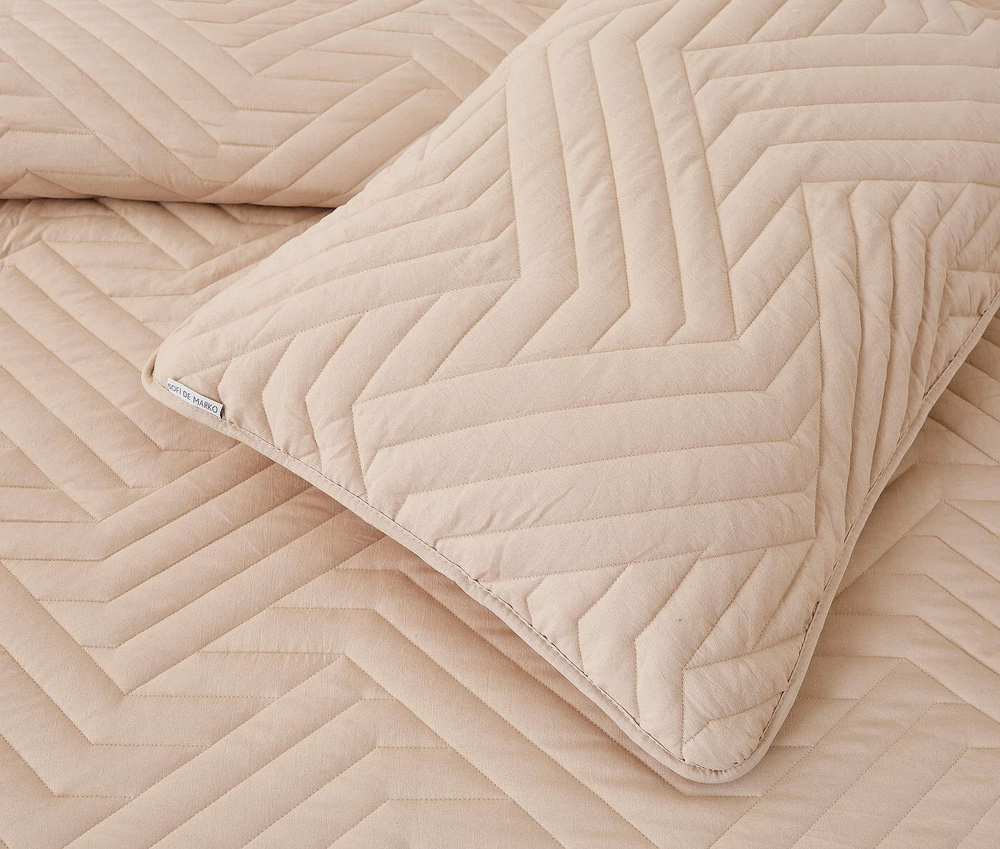 Покрывало 160х220 и наволочка 50х70 Sofi De MarkO Мориц бежевое